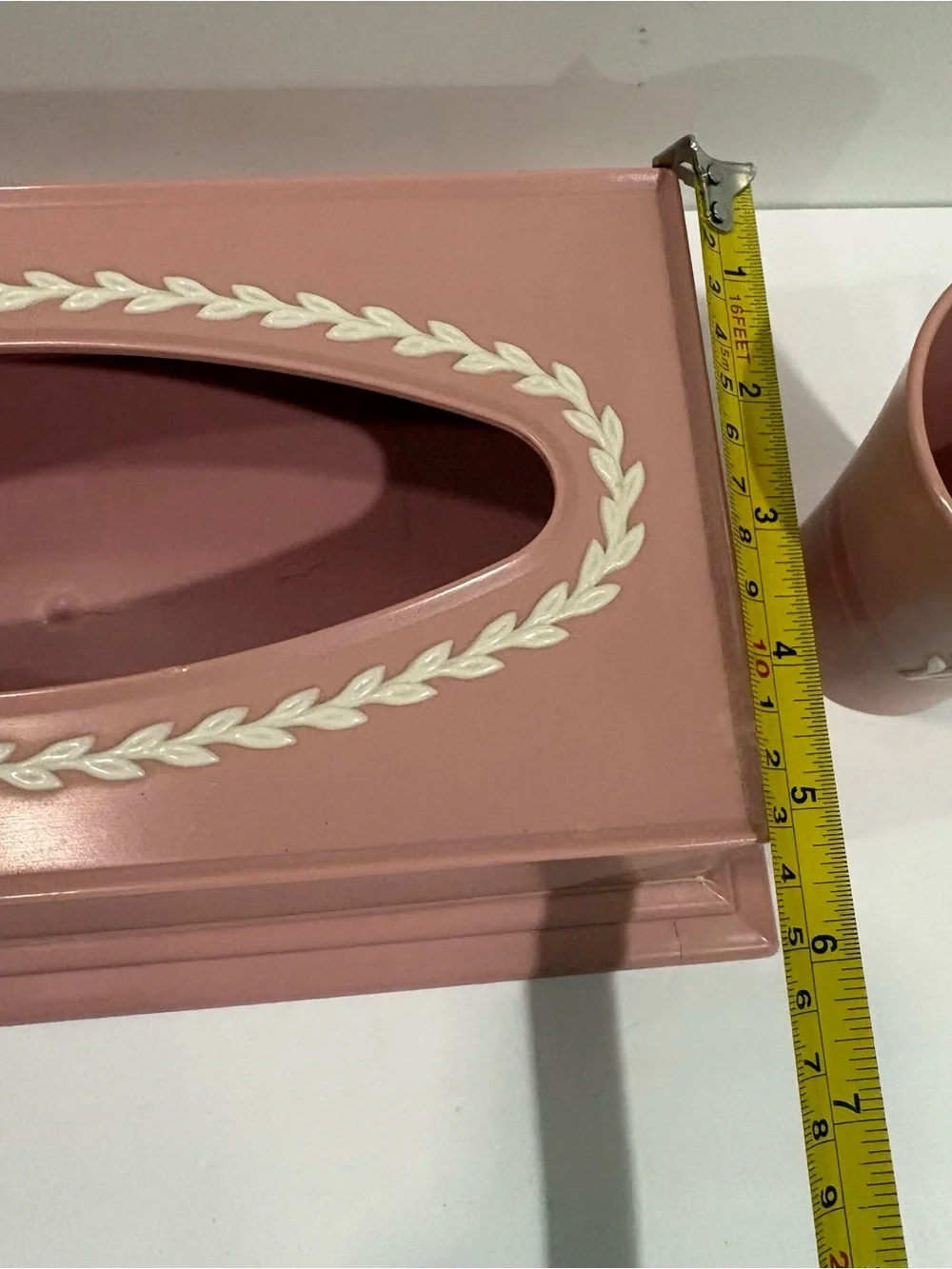Vtg MCM Tissue Box Holder Bathroom Set Mauve Pink Plastic White Trim Fesco